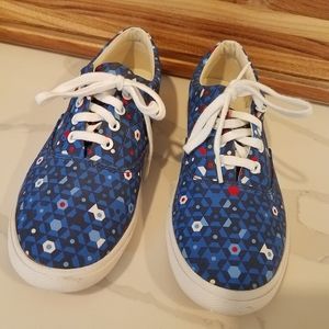 BUCKET FEET Canvas Geometric Print Lace Up Sneaker Size 7